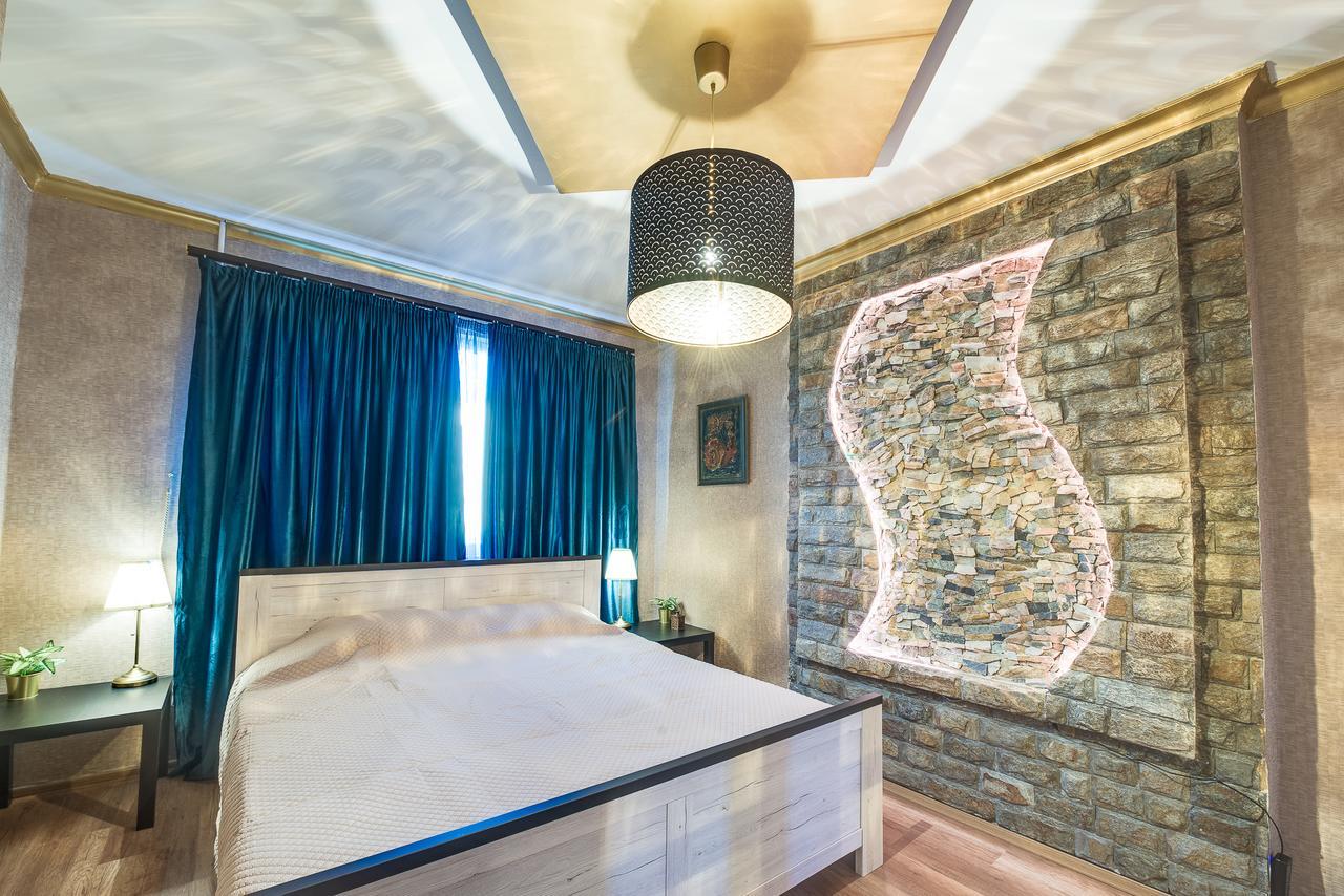 Unique Atmosphere With Golden Standard Design София Экстерьер фото